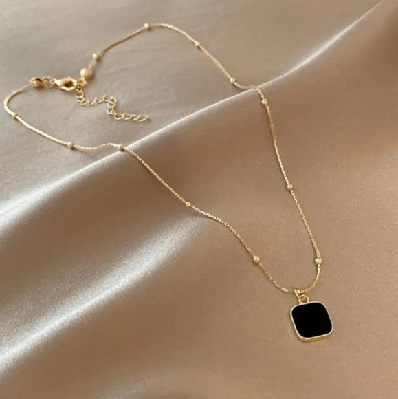 Black Minimalist Necklace - Picture 4 of 7